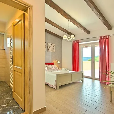 Brazzana Casa de Férias